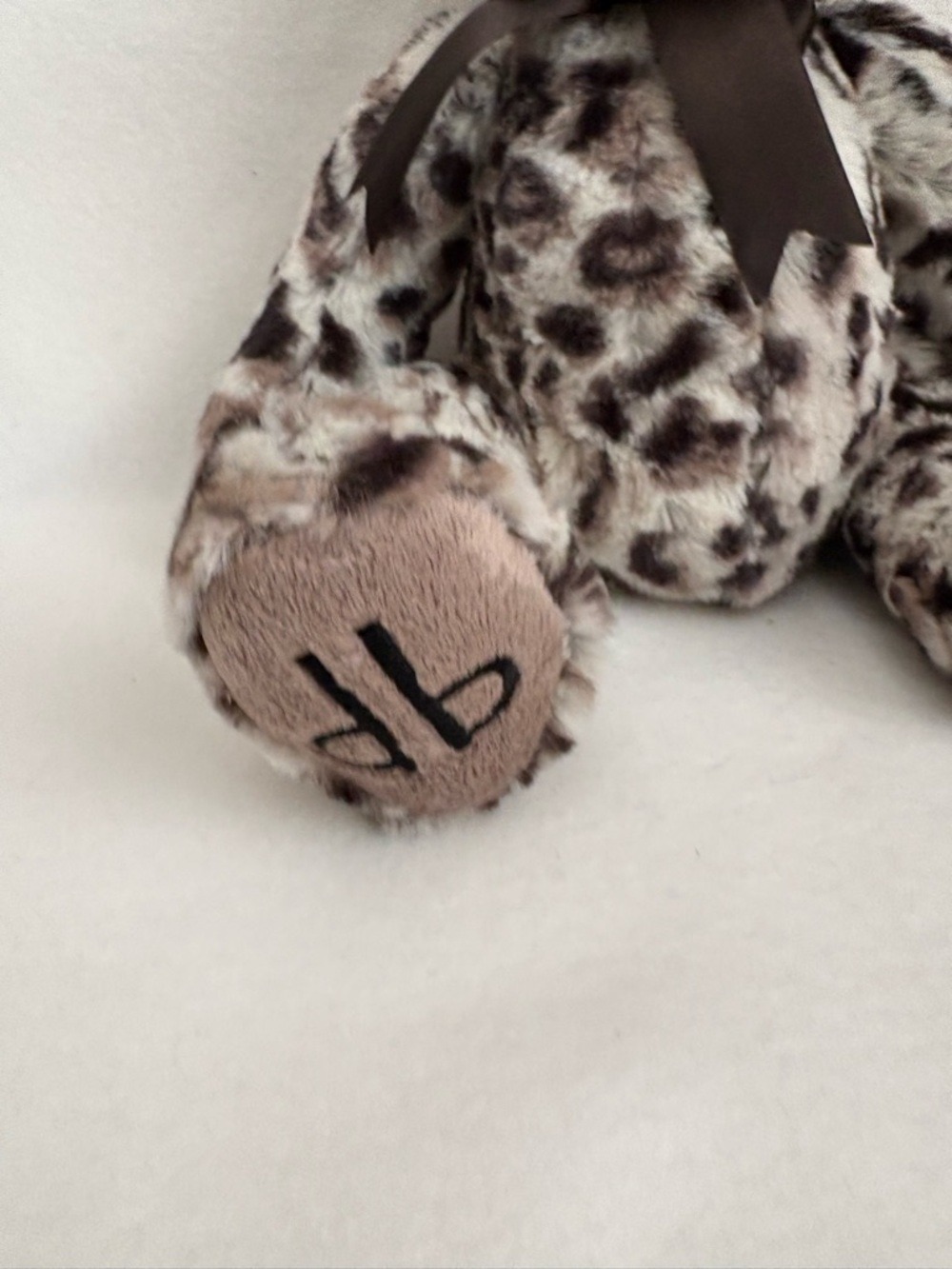 dennis basso Leopard-Print Plush Accessory in Brown and Cream - Picture 3 of 8